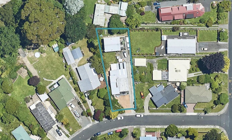 3A TIRITA STREET, Kawaha Point, Rotorua - Carousel 1