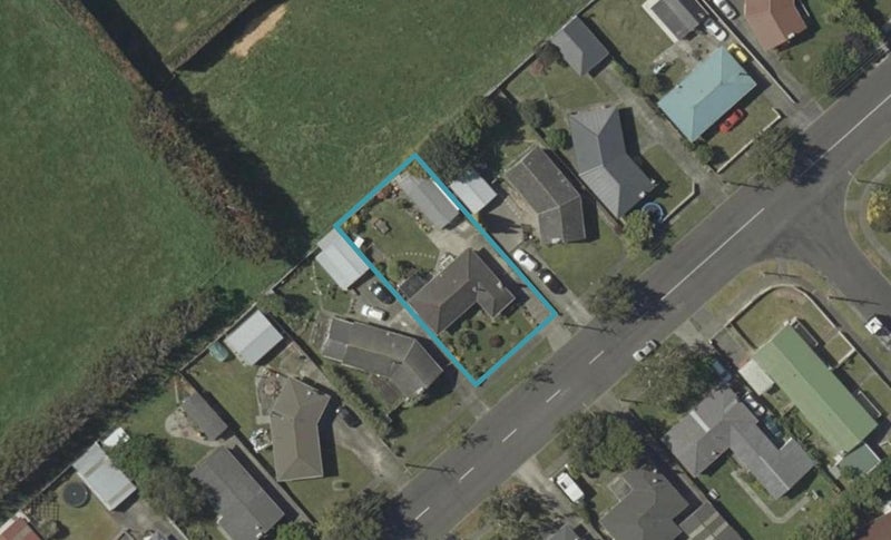 27 Benmore Avenue, Cloverlea, Palmerston North - Carousel 1