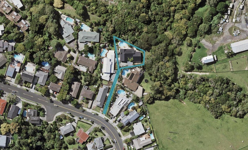 204 Gowing Drive, Meadowbank, Auckland - Carousel 1
