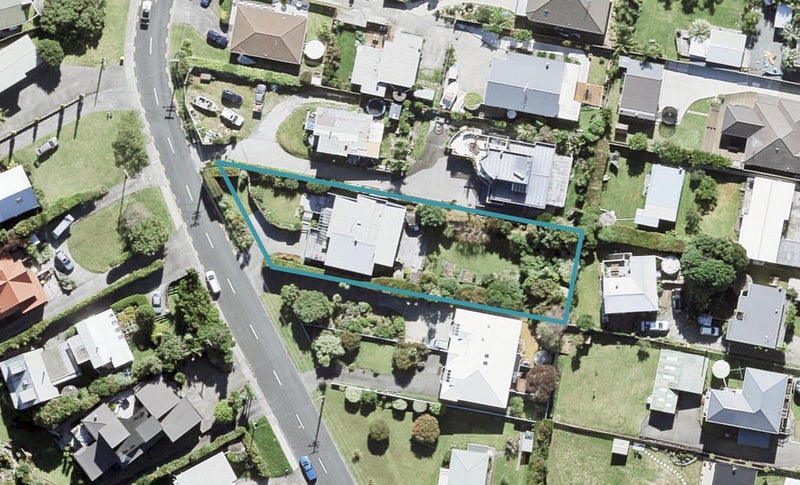9 Tindalls Bay Road, Tindalls Beach, Whangaparaoa - Carousel 1