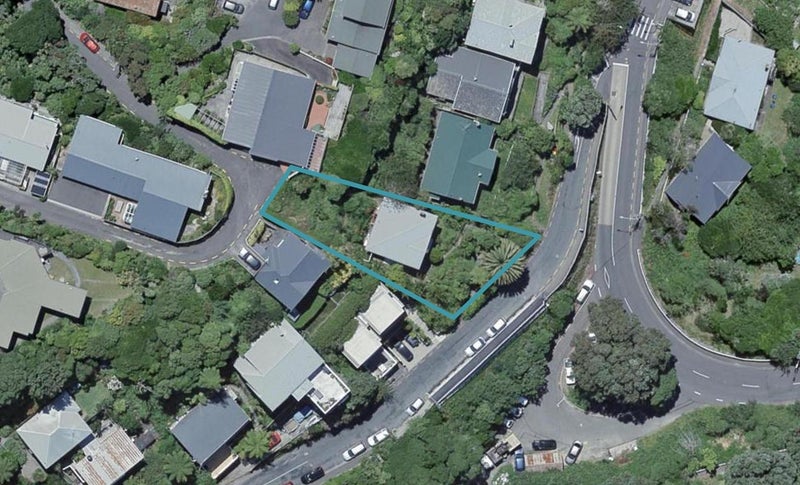 6 Norna Crescent, Kelburn, Wellington - Carousel 1