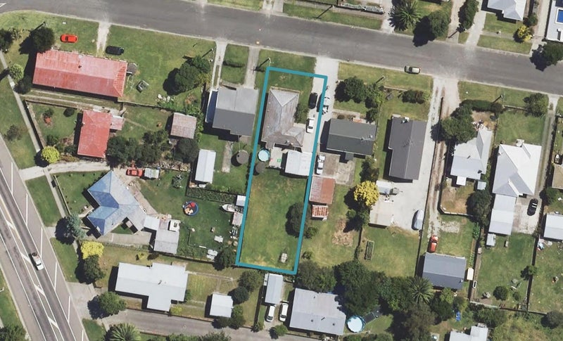 3 Coldstream Road, Kaiti, Gisborne - Carousel 1