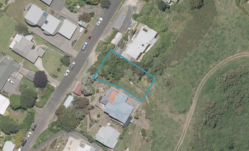 51 Hipango Terrace, Durie Hill, Whanganui - Carousel 1