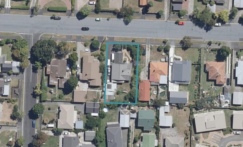 34 East Street, Claudelands, Hamilton - Carousel 1