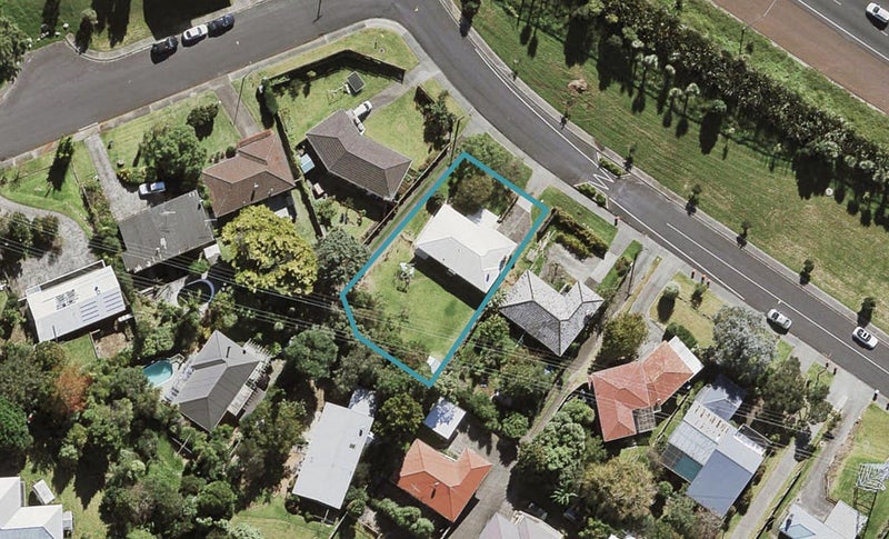 75 Hendry Avenue, Hillsborough, Auckland - Carousel 1