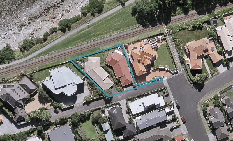 3 Kawaroa Lane, New Plymouth, New Plymouth - Carousel 1