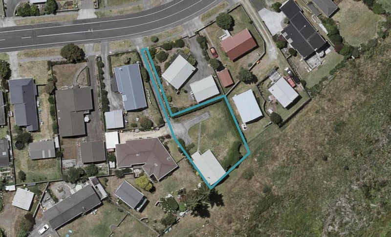 36 Rutherford Drive, Waikanae Beach, Waikanae - Carousel 1