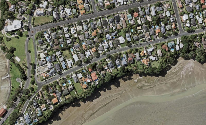 19 Norwood Road, Bayswater, Auckland - Carousel 1