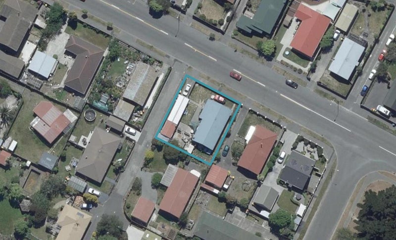 105 Queenspark Drive, Parklands, Christchurch - Carousel 1