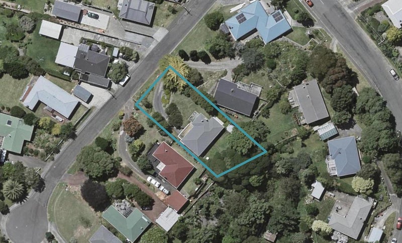 5 Sydney Crescent, Raumati South, Paraparaumu - Carousel 1