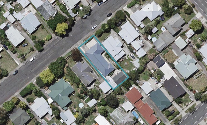 513 Wellwood Street, Saint Leonards, Hastings - Carousel 1