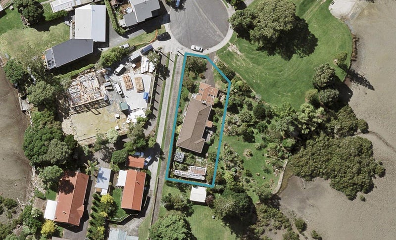 77 Millen Avenue, Pakuranga, Auckland - Carousel 1