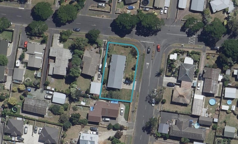 35 Lancaster Street, Dinsdale, Hamilton - Carousel 1