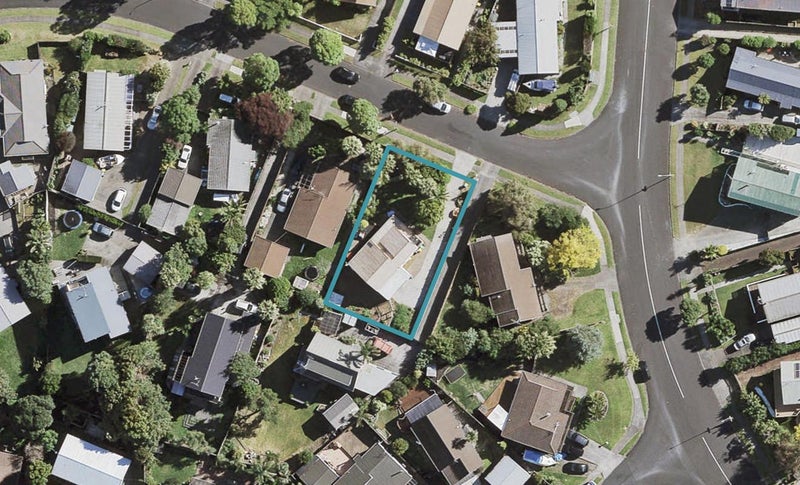 6 Sunningdale Street, Wattle Downs, Auckland - Carousel 1