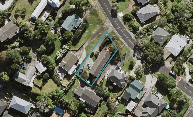 71 Belfast Street, Hillsborough, Auckland - Carousel 1