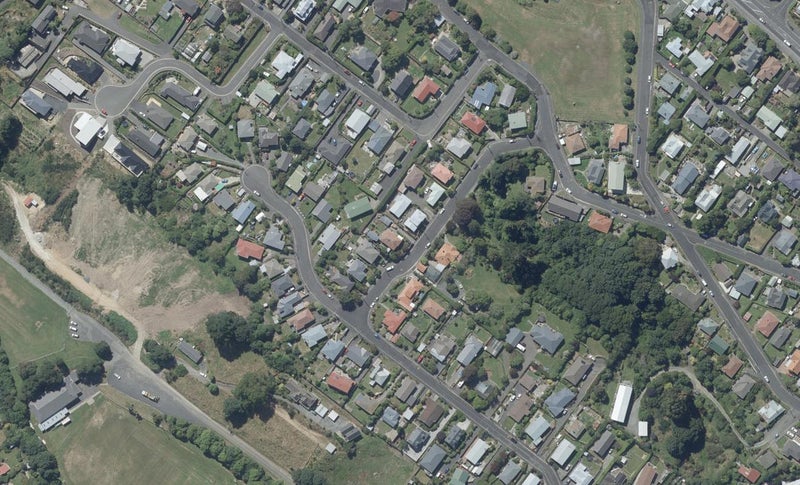 14 Fife Street, Kaikorai, Dunedin - Carousel 1