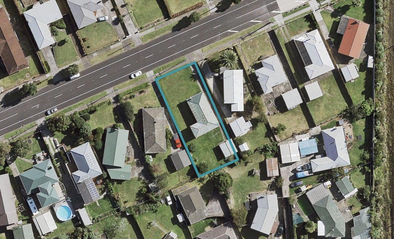 55 Myers Road, Manurewa East, Auckland - Carousel 1