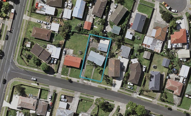 6 Maytime Street, Clover Park, Auckland - Carousel 1