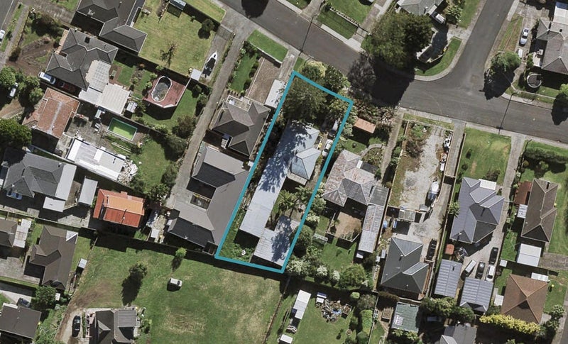 56 Cornwall Road, Papatoetoe, Auckland - Carousel 1