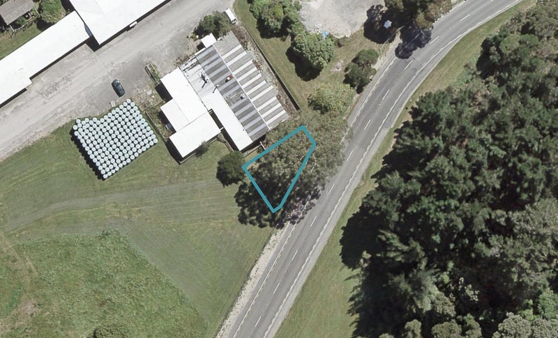 9 Reid Lane, Wallaceville, Upper Hutt - Carousel 1