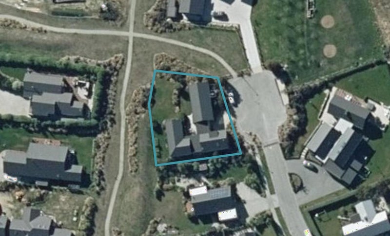 11 Ribbonwood Avenue, Albert Town, Wanaka - Carousel 1