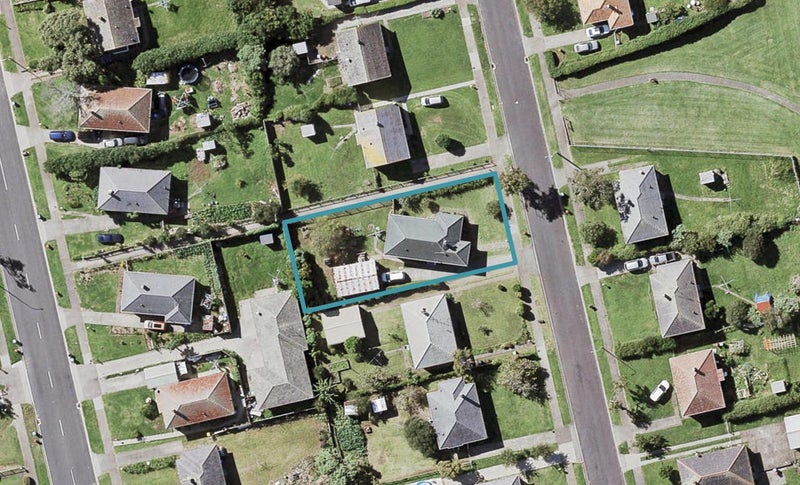 23 Wimbledon Crescent, Glen Innes, Auckland - Carousel 1