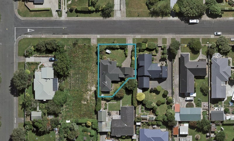 11 Lamond Street West, Rosedale, Invercargill - Carousel 1