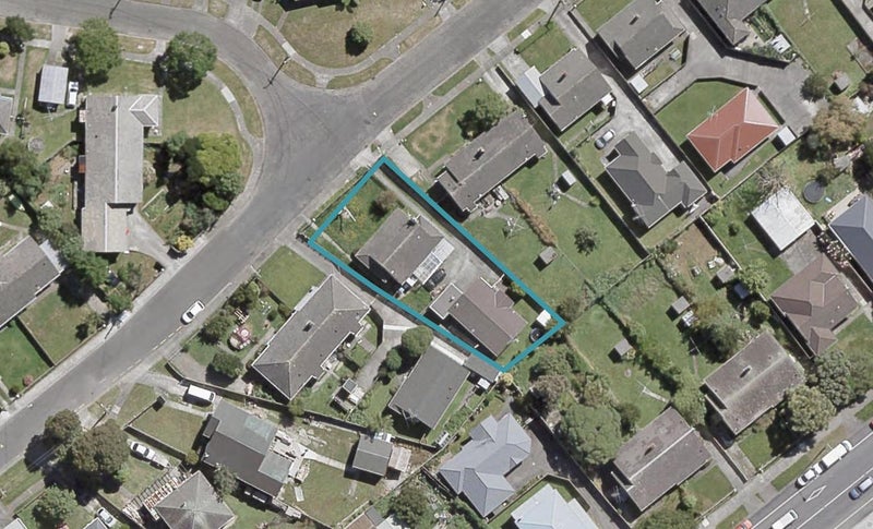 2/20 Athlone Crescent, Boulcott, Lower Hutt - Carousel 1