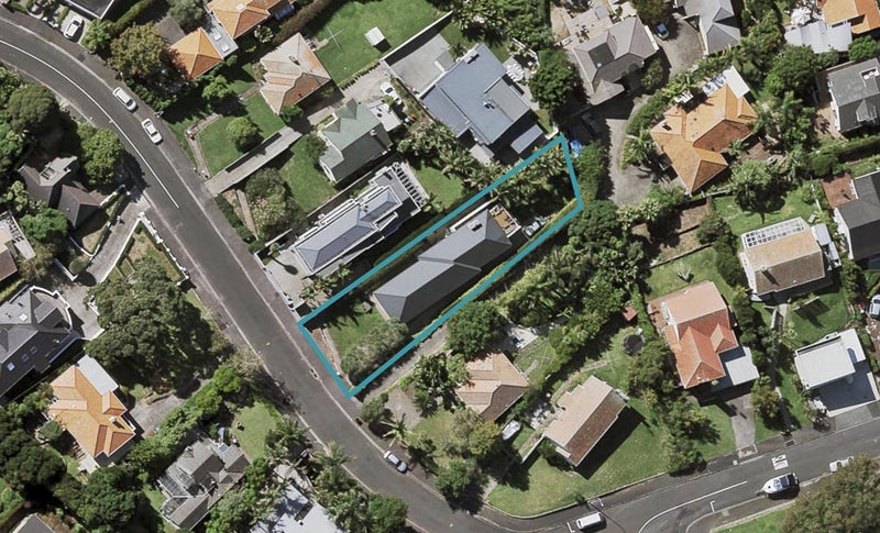 16 Tautari Street, Orakei, Auckland - Carousel 1