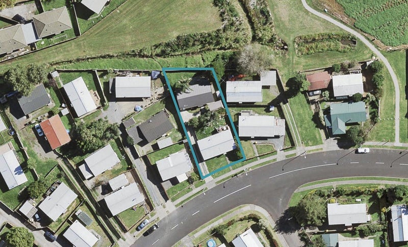 1/57 Redcrest Avenue, Red Hill, Papakura - Carousel 1