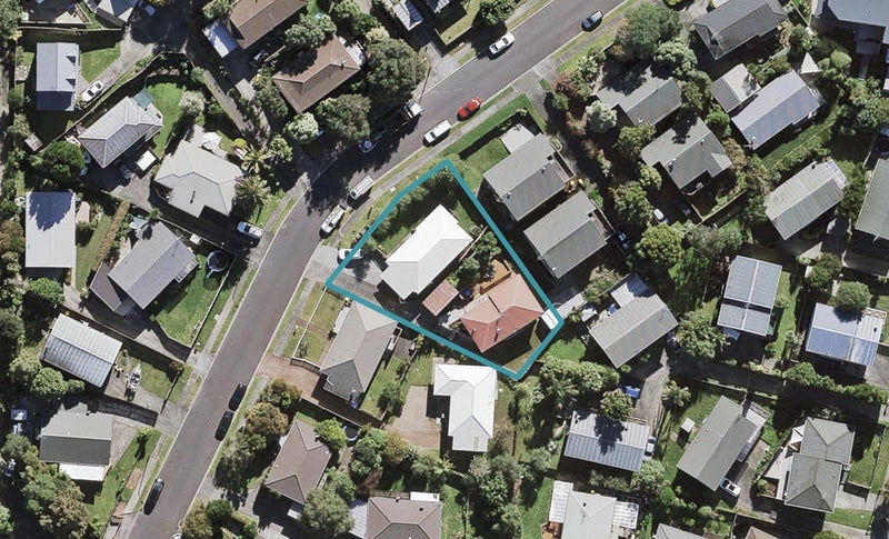 4/10 Heathglen Place, Bayview, Auckland - Carousel 1