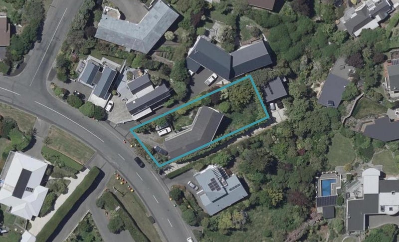 215 Mount Pleasant Road, Mount Pleasant, Christchurch - Carousel 1
