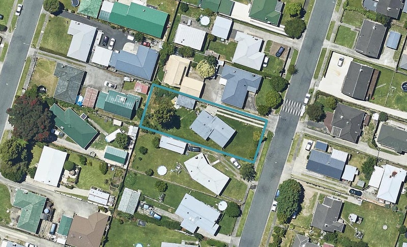 56 Henderson Crescent, Parkvale, Tauranga - Carousel 1