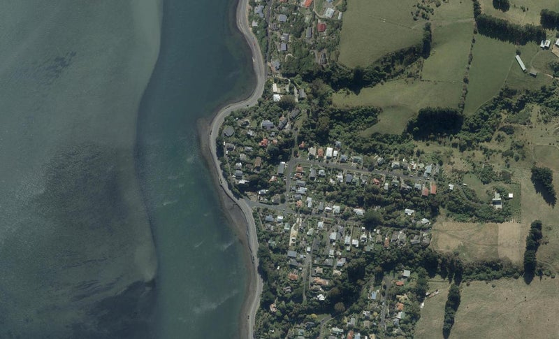9 Kellas Street, Macandrew Bay, Dunedin - Carousel 1