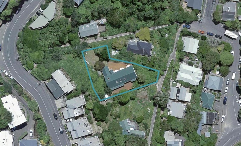 4 Thule Street, Aro Valley, Wellington - Carousel 1