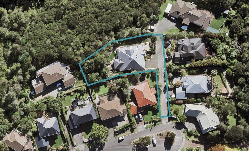 36 Ravenstone Place, Chatswood, Auckland - Carousel 1