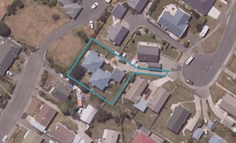10 Lowther Street, Oamaru North, Oamaru - Carousel 1