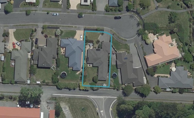 54 Aylsham Lane, Casebrook, Christchurch - Carousel 1