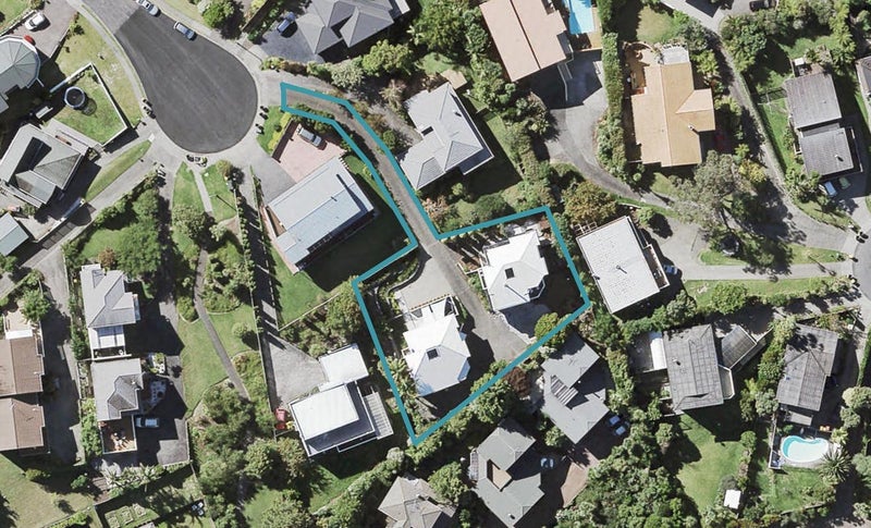 2/32 Calypso Place, Rothesay Bay, Auckland - Carousel 1