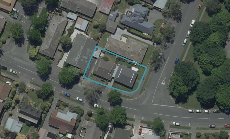 42 Parkstone Avenue, Ilam, Christchurch - Carousel 1