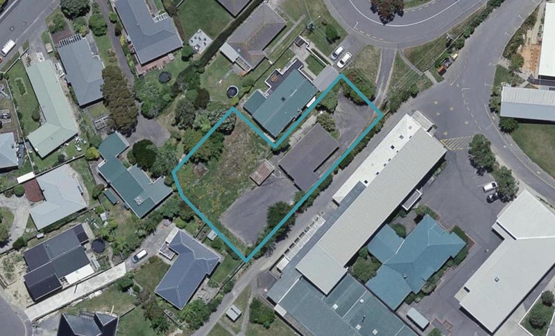 2/1 Elliott Street, Johnsonville, Wellington - Carousel 1