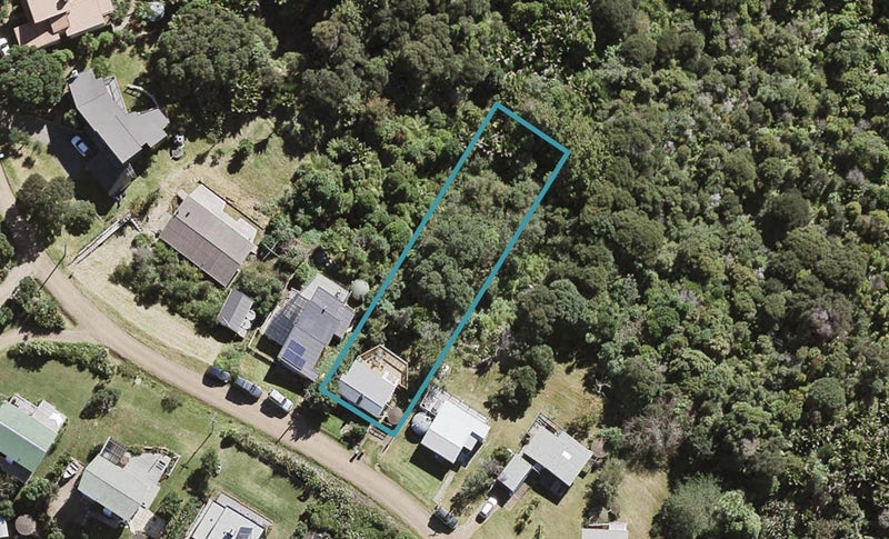 37 Marine View Road, Onetangi, Waiheke Island - Carousel 1