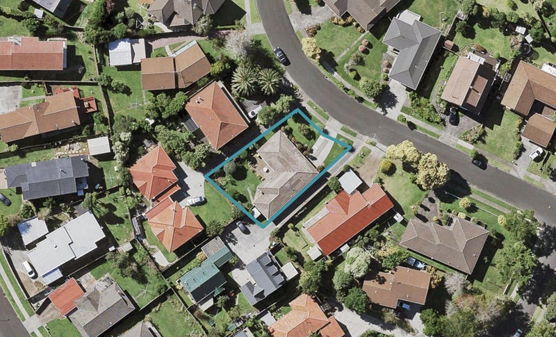 29 Olena Avenue, Sunnyhills, Auckland - Carousel 1
