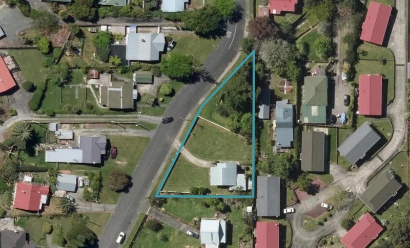 5 Leith Street, Morningside, Whangarei - Carousel 1
