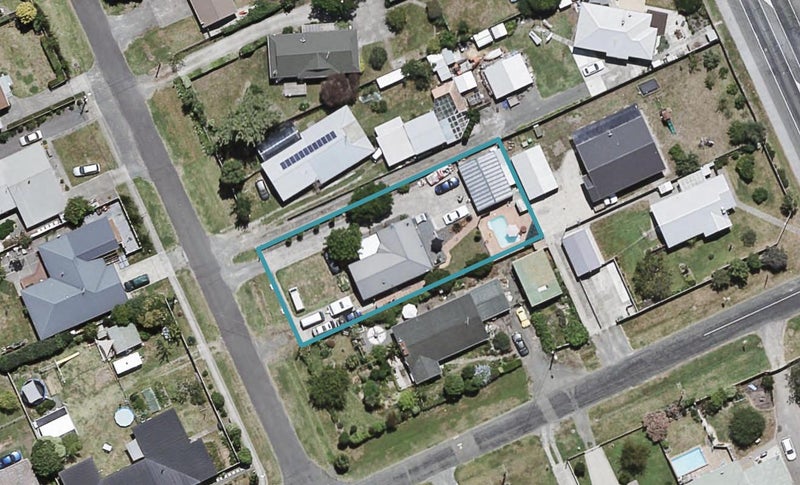 2 Grey Street, Bay View, Napier - Carousel 1