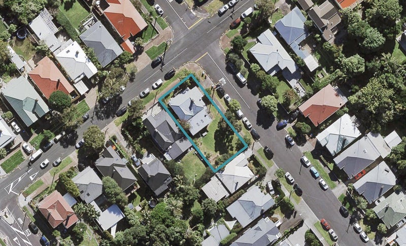2/78 Crummer Road, Grey Lynn, Auckland - Carousel 1