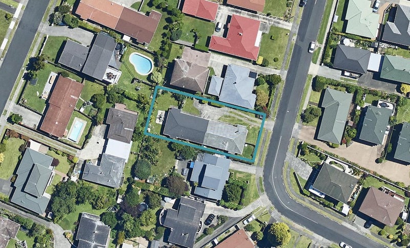 27 Whitaker Street, Otumoetai, Tauranga - Carousel 1