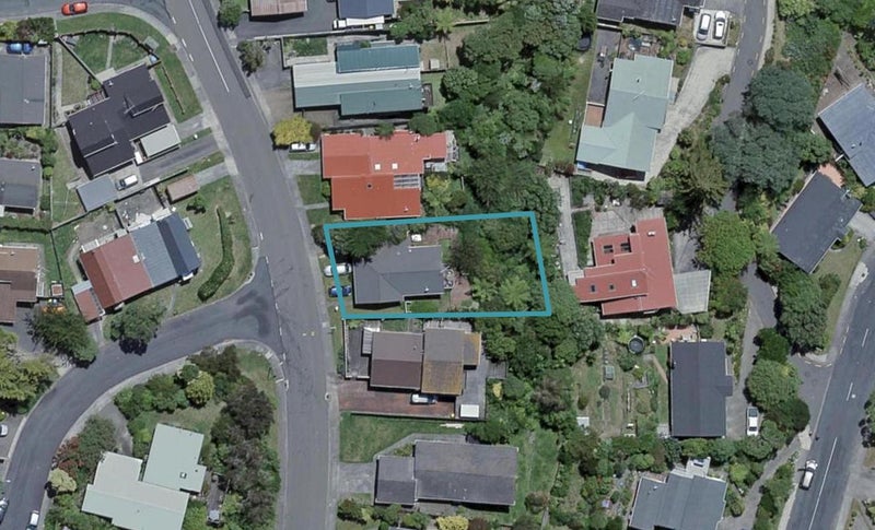 37 Cambrian Street, Churton Park, Wellington - Carousel 1