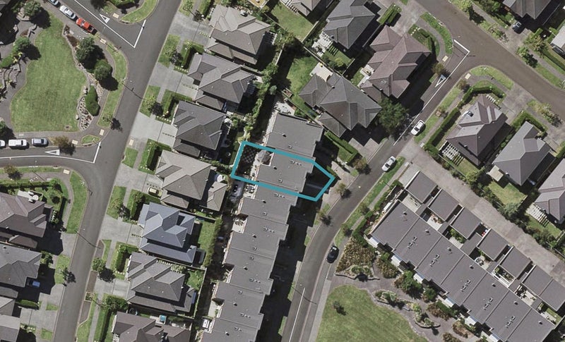 7 Baber Drive, Stonefields, Auckland - Carousel 1