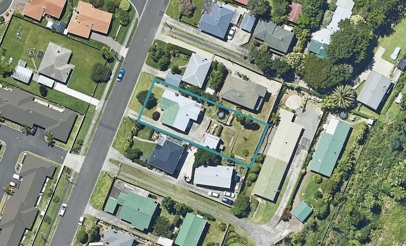 28 Greerton Road, Gate Pa, Tauranga - Carousel 1